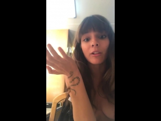 caitlin-stasey-topless-2